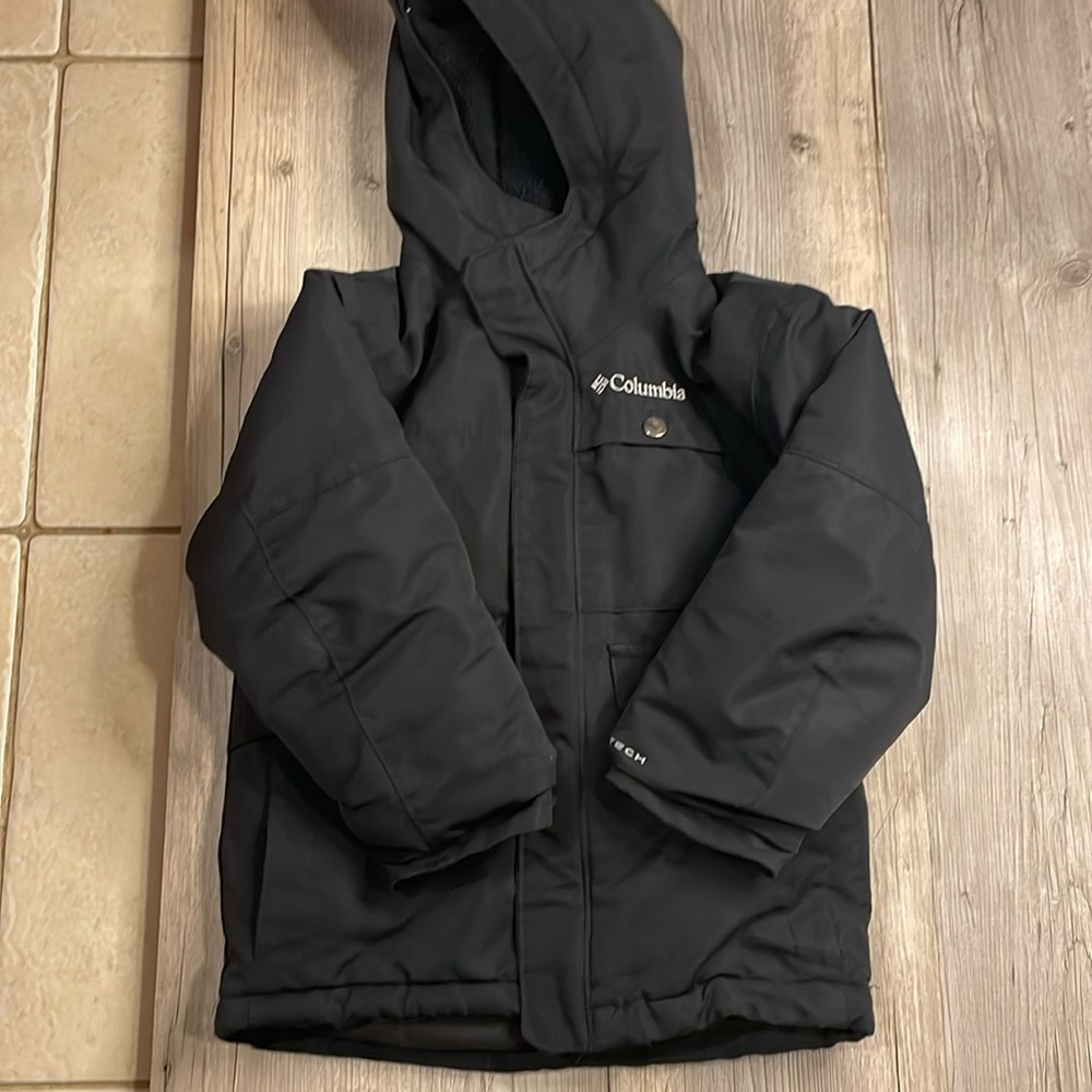 Boys Columbia Winter Coat, Black, Size XXS (4/5)